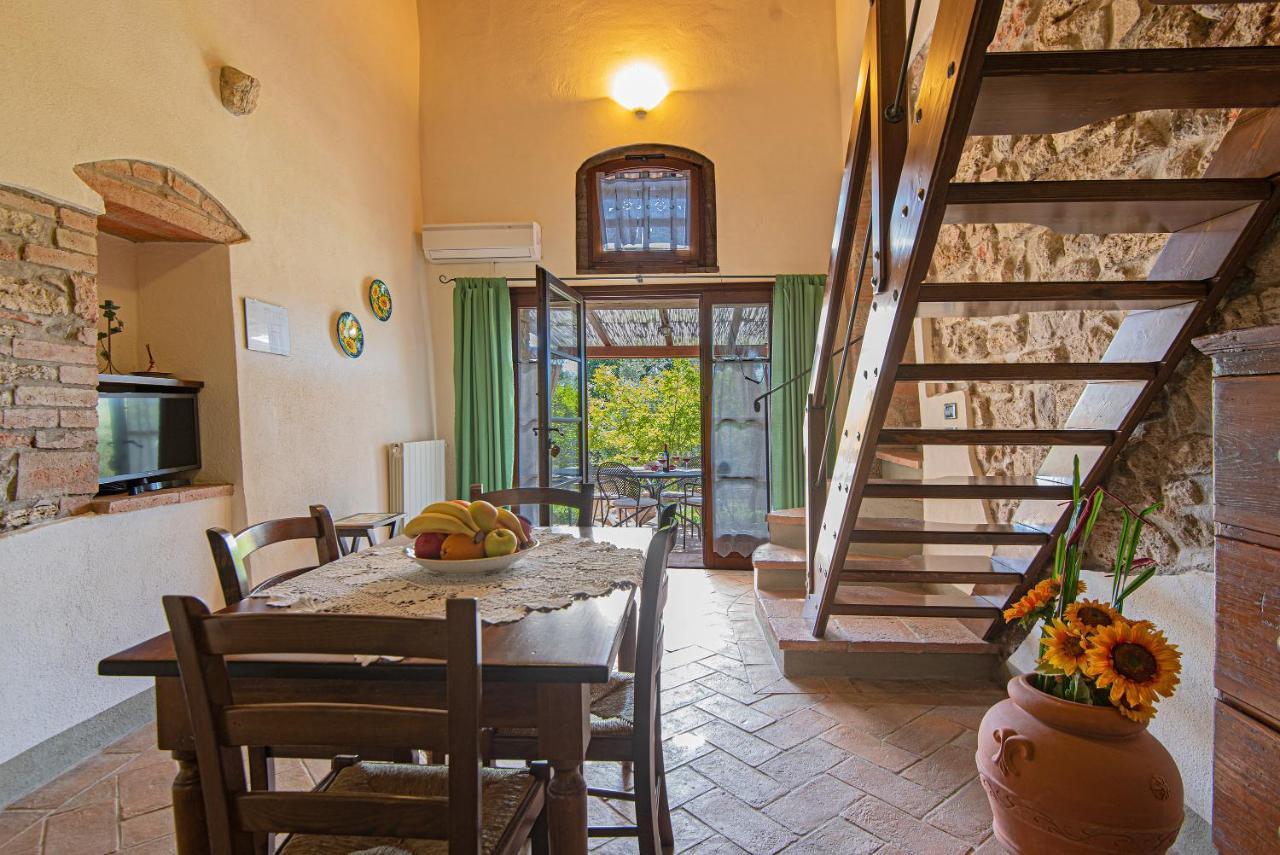 Agriturismo Casavaiano Gambassi Terme Eksteriør billede